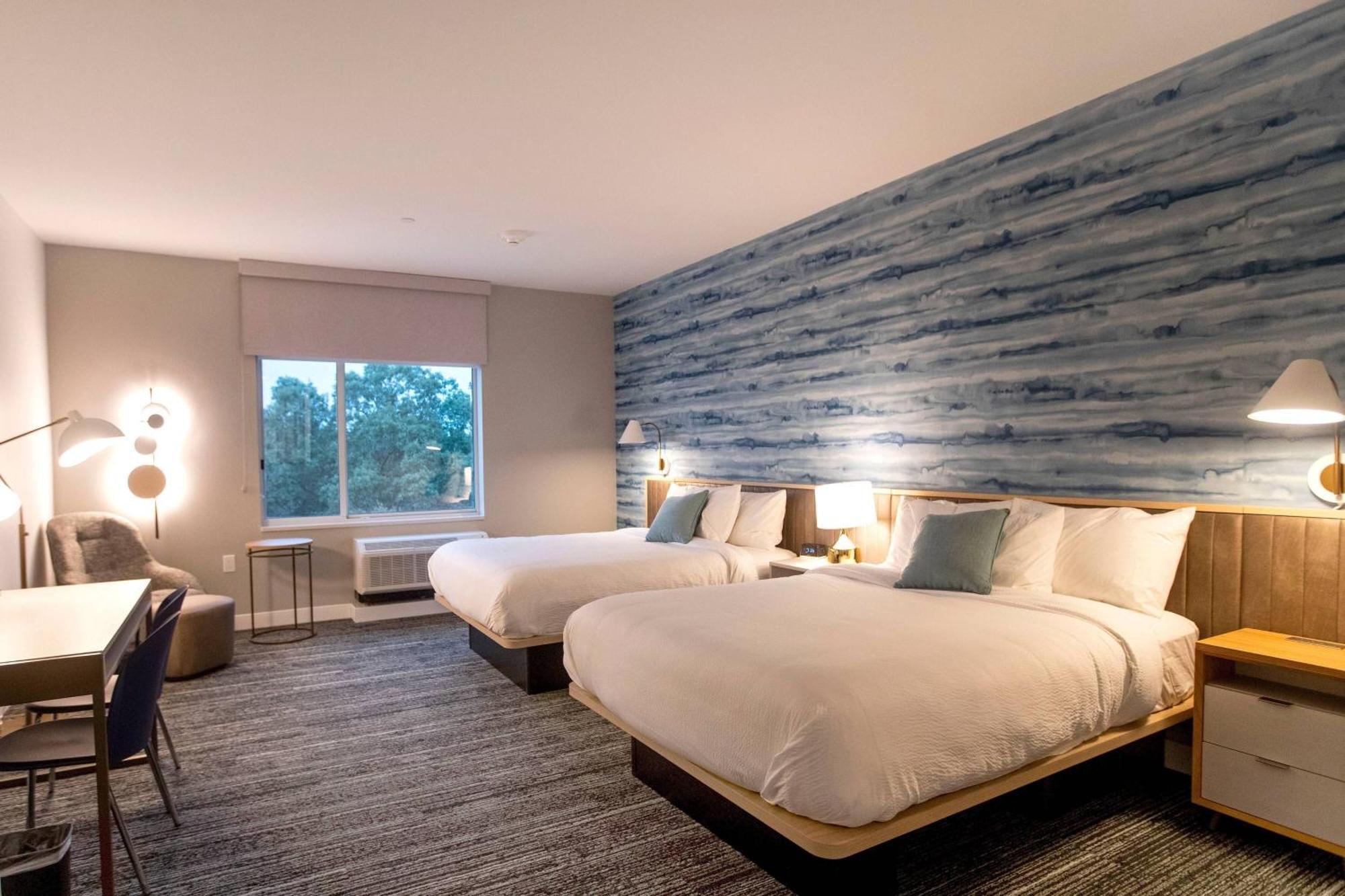 Towneplace Suites By Marriott Конро Екстер'єр фото