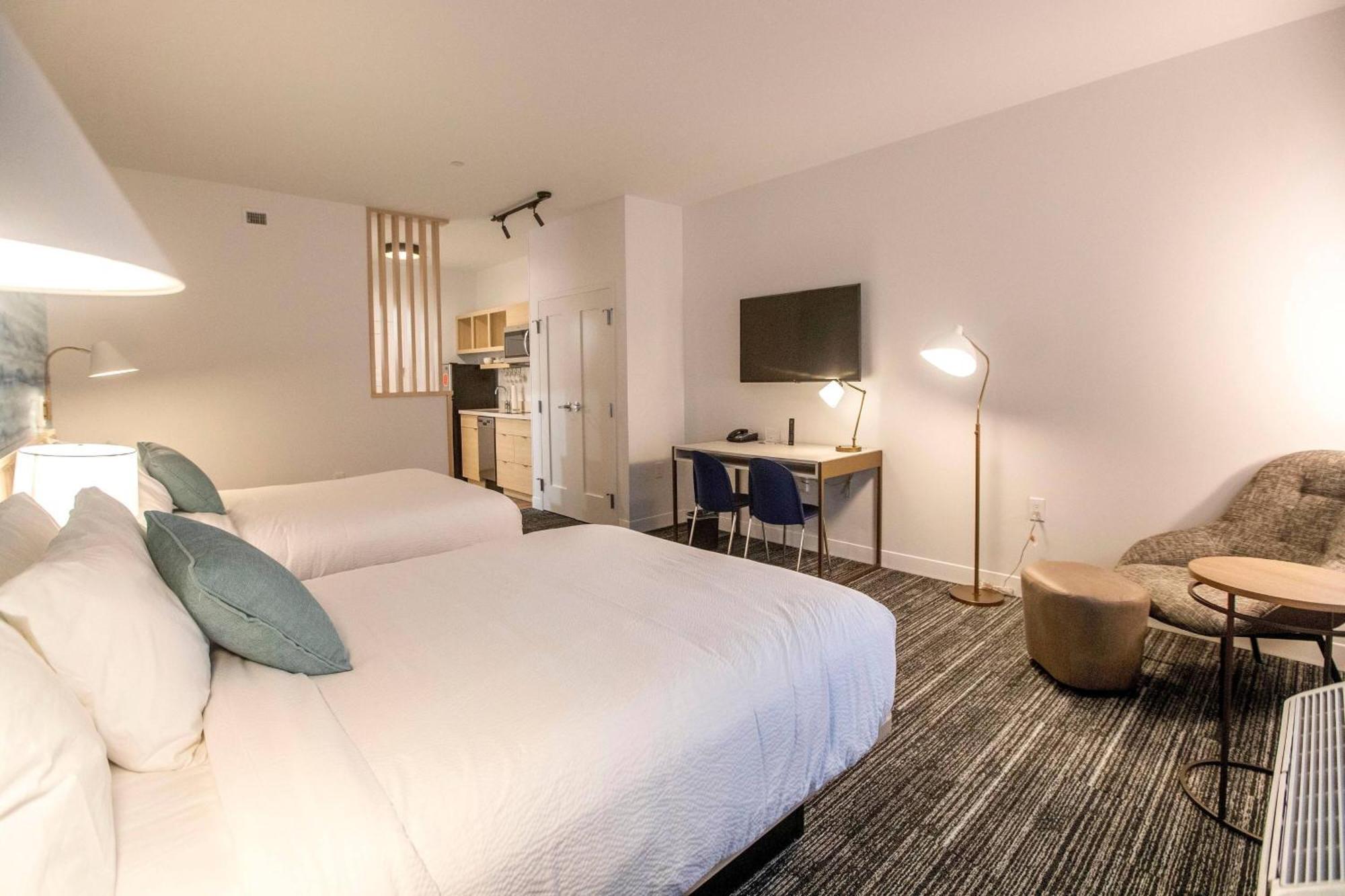 Towneplace Suites By Marriott Конро Екстер'єр фото