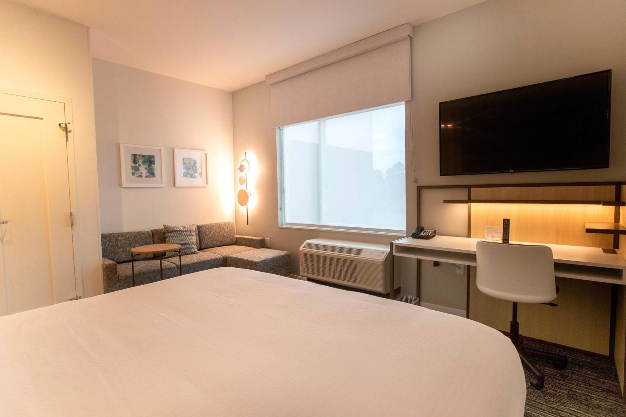 Towneplace Suites By Marriott Конро Екстер'єр фото